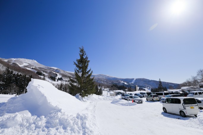 竜山駐車場
