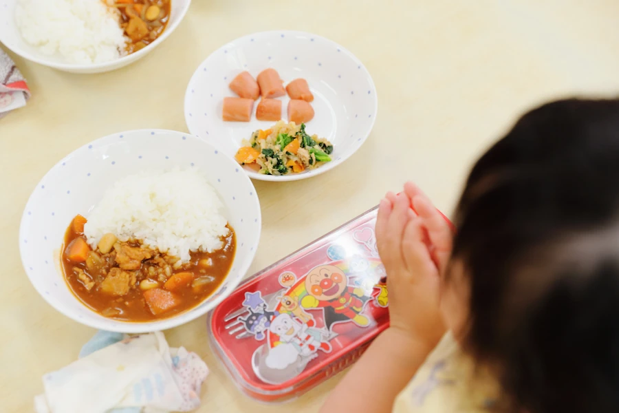 給食